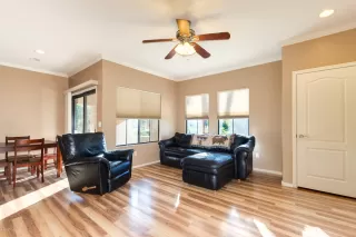 Photo #2: 6039107 Listing