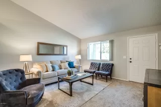 Photo #6: 6039168 Listing