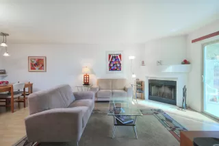 Photo #5: 6039276 Listing