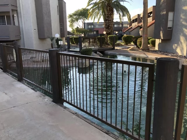 MLS: 6039299 Condo For Sale