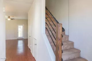 Photo #6: 6039362 Listing