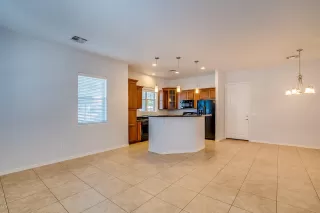 Photo #4: 6039747 Listing