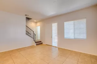 Photo #6: 6039747 Listing