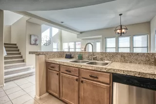 Photo #4: 6039787 Listing 
