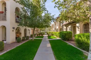 Photo #1: 6040032 Listing 