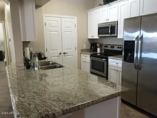 Photo #6: 6040142 Listing