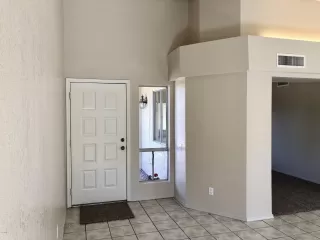 Photo #4: 6040304 Listing