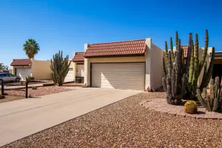 Photo #1: 6040319 Listing 