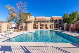 Photo #1: 6040443 Listing