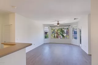 Photo #4: 6040465 Listing