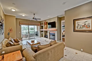 Photo #6: 6040914 Listing