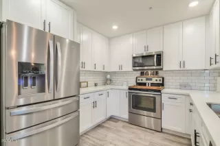 Photo #4: 6040935 Listing