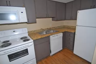 Photo #1: 6040982 Listing