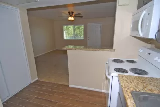 Photo #2: 6040982 Listing