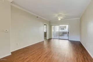 Photo #4: 6041666 Listing