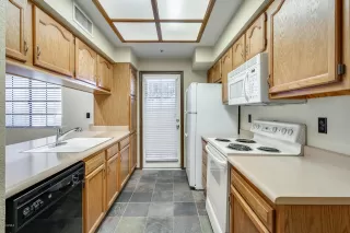 Photo #1: 6042080 Listing 