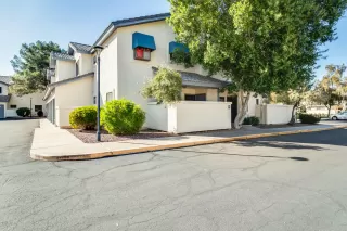 Photo #5: 6042080 Listing 