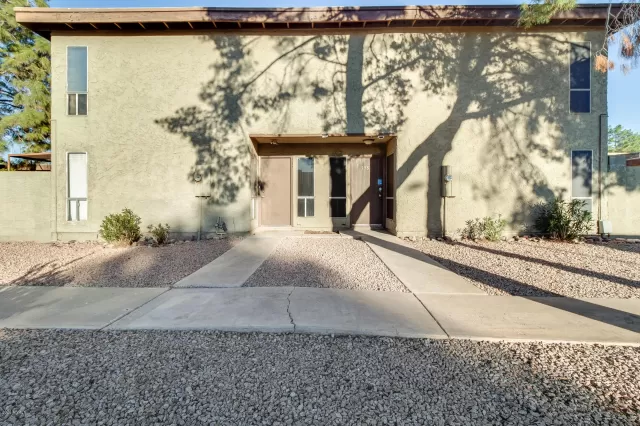 MLS: 6042086 Condo For Sale