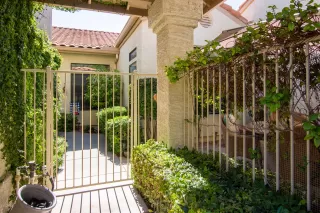 Photo #3: 6042177 Listing