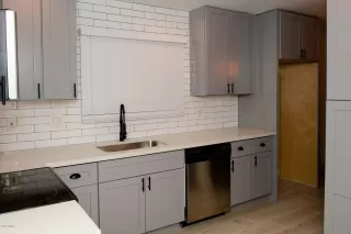 Photo #3: 6042311 Listing