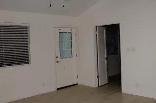 Photo #6: 6042311 Listing