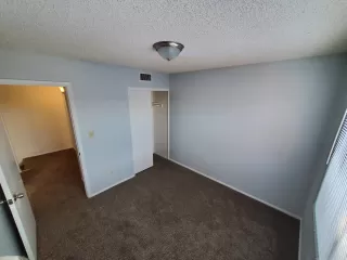 Photo #6: 6042423 Listing