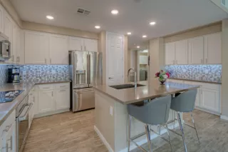 Photo #1: 6042507 Listing