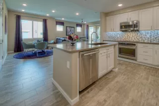 Photo #4: 6042507 Listing