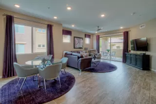 Photo #6: 6042507 Listing