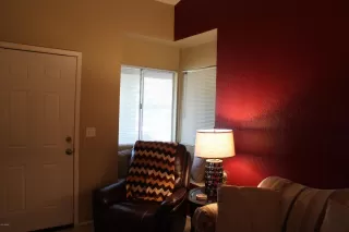 Photo #4: 6042642 Listing