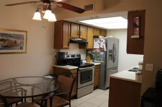 Photo #6: 6042642 Listing