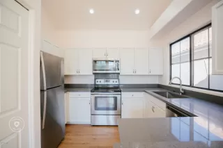 Photo #2: 6042669 Listing 