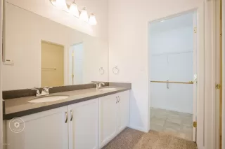 Photo #6: 6042669 Listing 