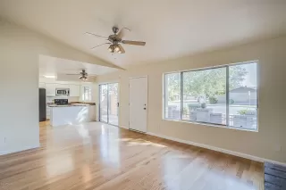 Photo #2: 6042892 Listing 