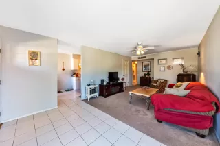 Photo #5: 6042948 Listing