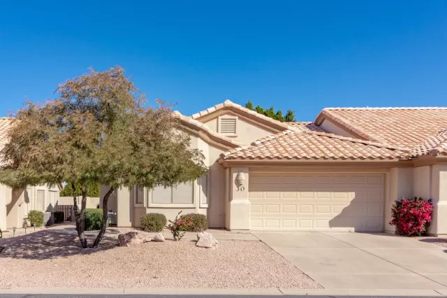 MLS: 6043031 Condo For Sale