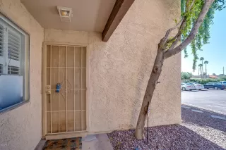 Photo #4: 6043139 Listing