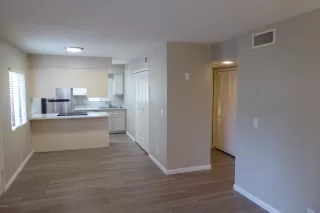 Photo #1: 6043607 Listing 