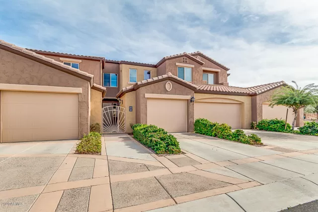 MLS: 6043716 Condo For Sale