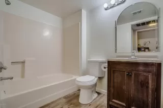 Photo #3: 6043740 Listing