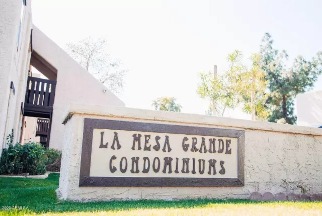 MLS: 6043804 Condo For Sale