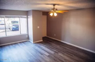 Photo #3: 6043804 Listing