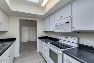 Photo #6: 6043846 Listing 