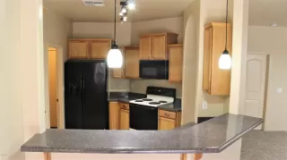 Photo #4: 6043898 Listing 