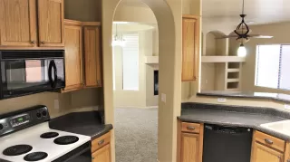 Photo #5: 6043898 Listing 