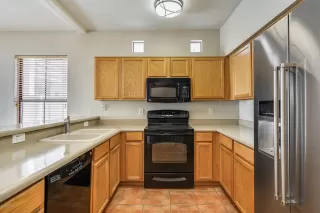 Photo #1: 6044146 Listing 