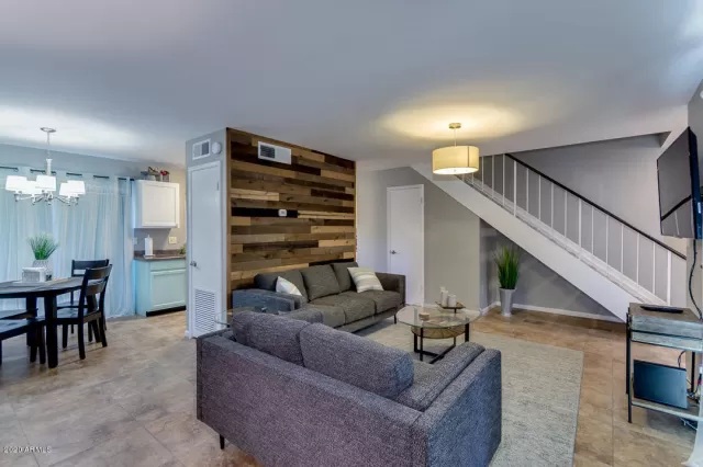 MLS: 6044198 Condo For Sale