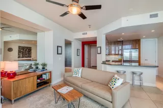 Photo #6: 6044213 Listing 