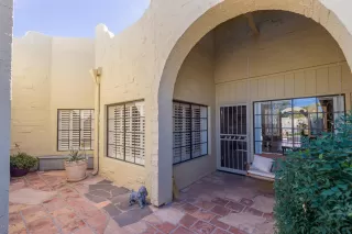 Photo #1: 6044400 Listing