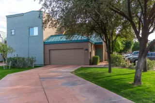 Photo #1: 6044605 Listing